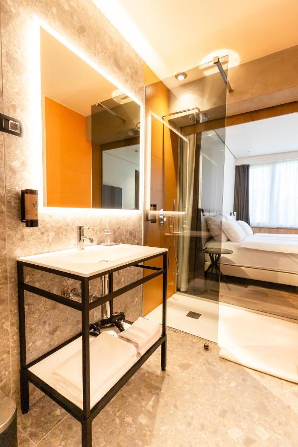 Lonca Hotel 3*